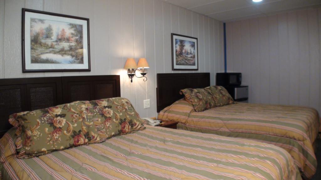 Motel 72 Grayling Esterno foto