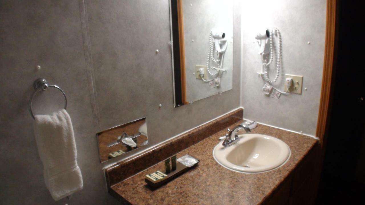 Motel 72 Grayling Esterno foto
